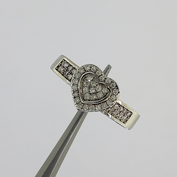 Dazzling Ladies 2 Pcs Silver Heart Shape Ring Set - Picture 8 of 8